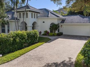 720 Bentwater Cir, Naples, FL 34108