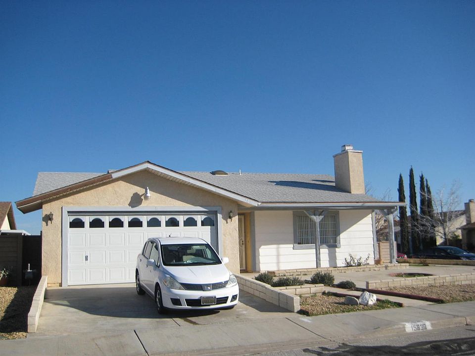 1st image of 15830 Sandalwood Ln
