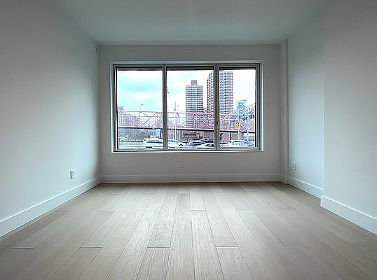 1st image of 208 Delancey St #4I