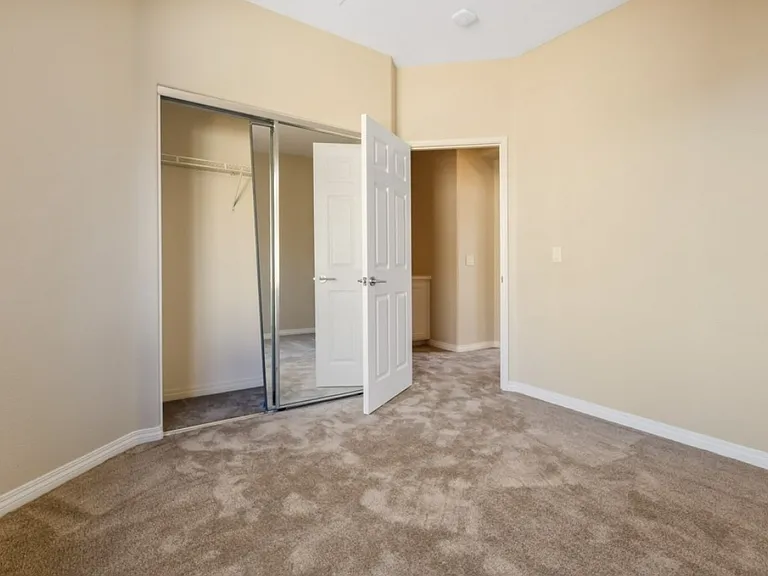 650 Sumner Way #4 — Photo 19