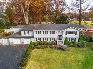 4 Peter Pl, Wayne, NJ 07470