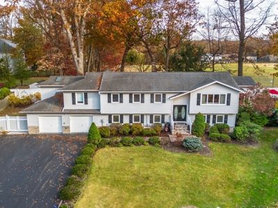 4 Peter Pl, Wayne, NJ, 07470