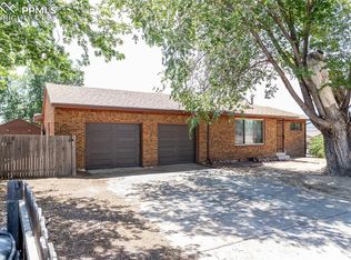 805 Maple Dr, Colorado Springs, CO 80911