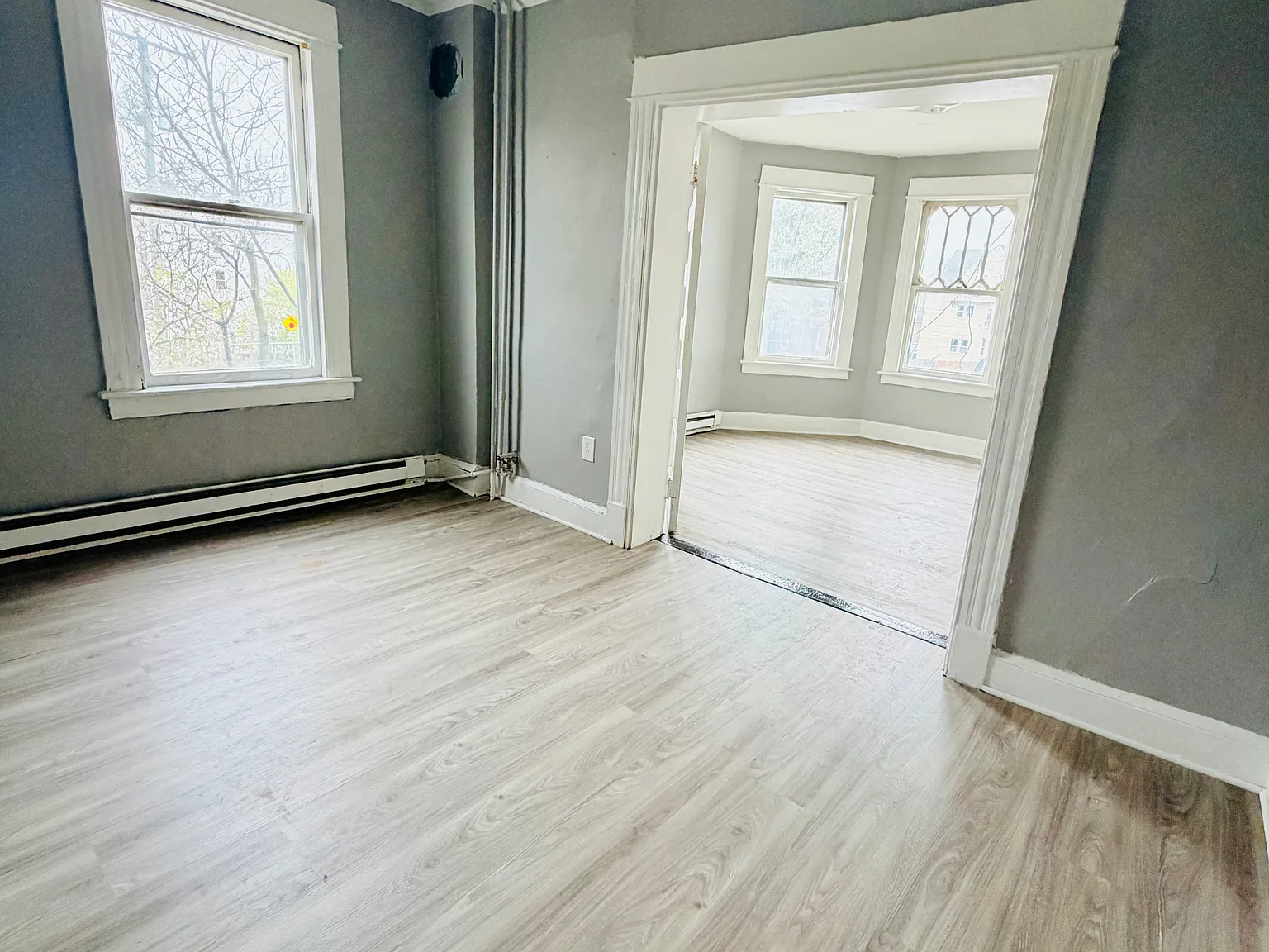 3 bed, 1000 sqft, $1,500 — Photo 4