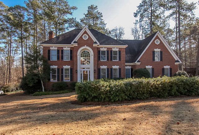 1st image of 811 Shackleford Pl