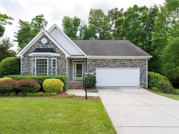 5310 Cragganmore Dr, Mc Leansville, NC 27301