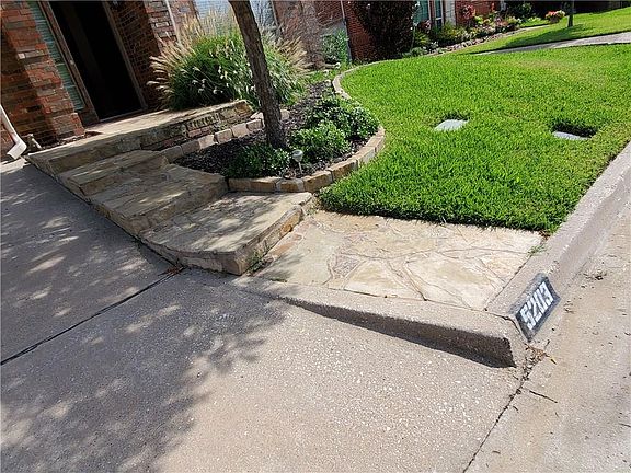 4th image of 5203 Pineglen Ct