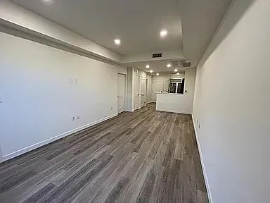 4725 Radford Ave #101 — Photo 7
