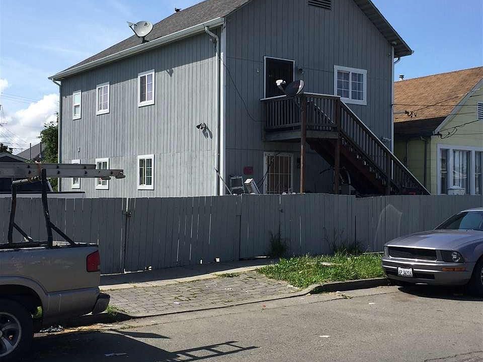 1st image of 669 4th St