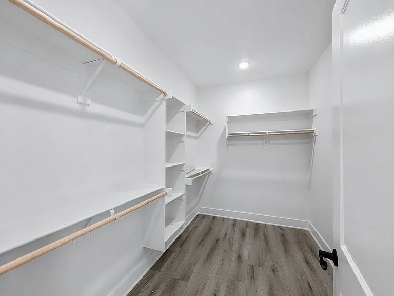 284 Stoneykirk Dr — Photo 12