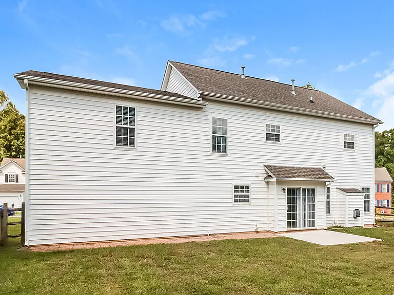 2432 Acadia Ct — Photo 15