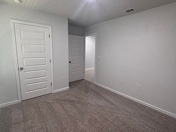 4th image of 522 Mary Lou Way