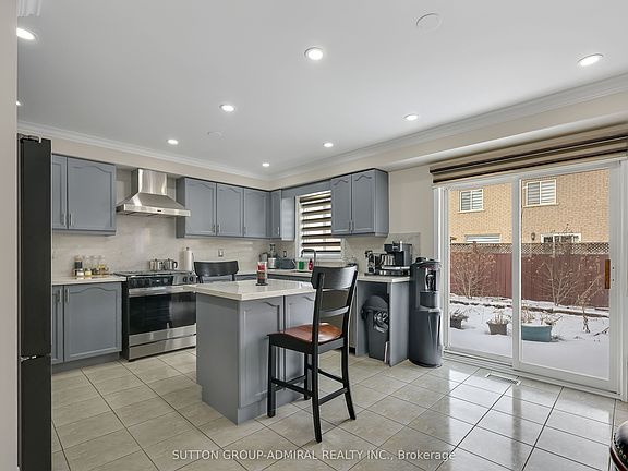 5th image of 43 Newark Way