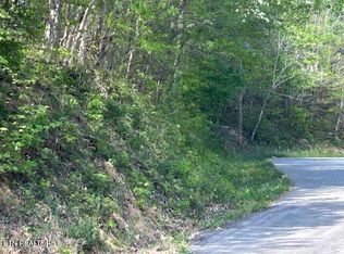 537 Whistle Valley Rd, New Tazewell, TN 37825