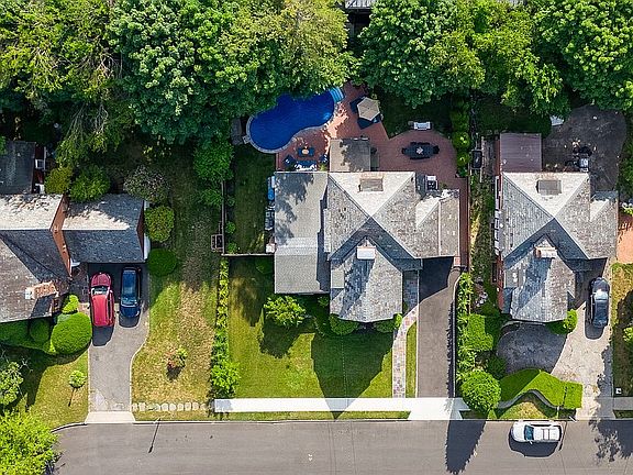 4th image of 5 Narwood Ct