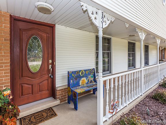 4th image of 131 Luther Ln