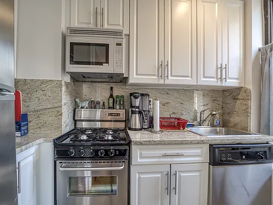 Rented by Compass | media 3