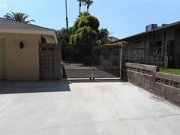 2nd image of 3729 Greencrest Dr #0