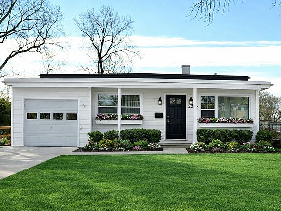 2nd image of 229 W Ethel Ave