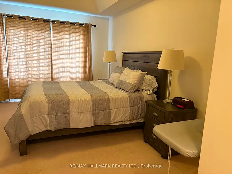 230 Hansard Dr — Photo 8