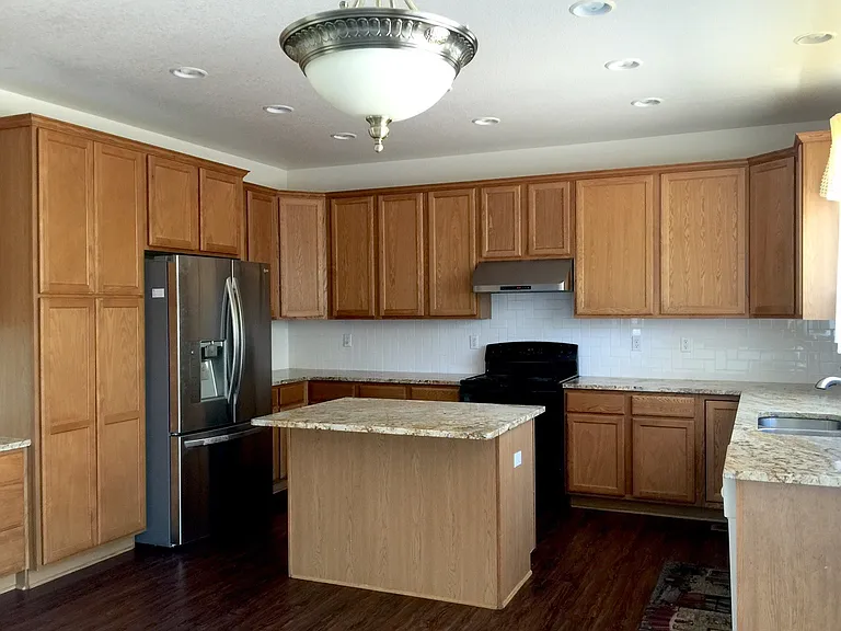 11075 Valleybrook Cir — Photo 10