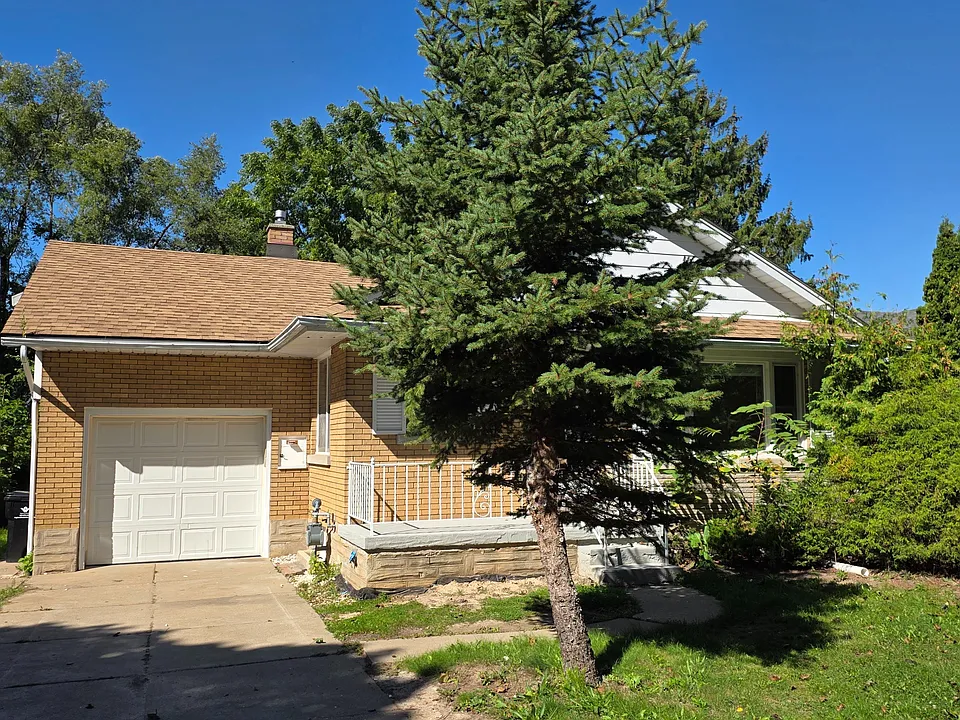 143 Elgin Cres