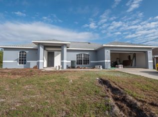 1019 Bandera St, Lehigh Acres, FL 33974