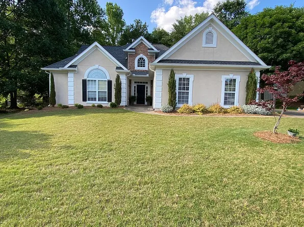201 Tanglewood Trl, Carrollton, GA 30116