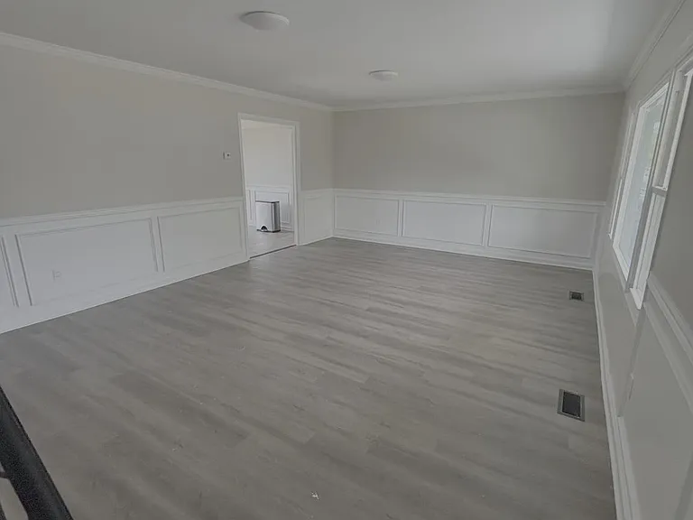 41 Messenger Ln — Photo 1