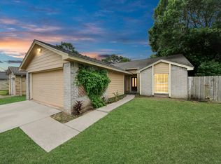 10315 Appleridge Dr, Houston, TX 77070