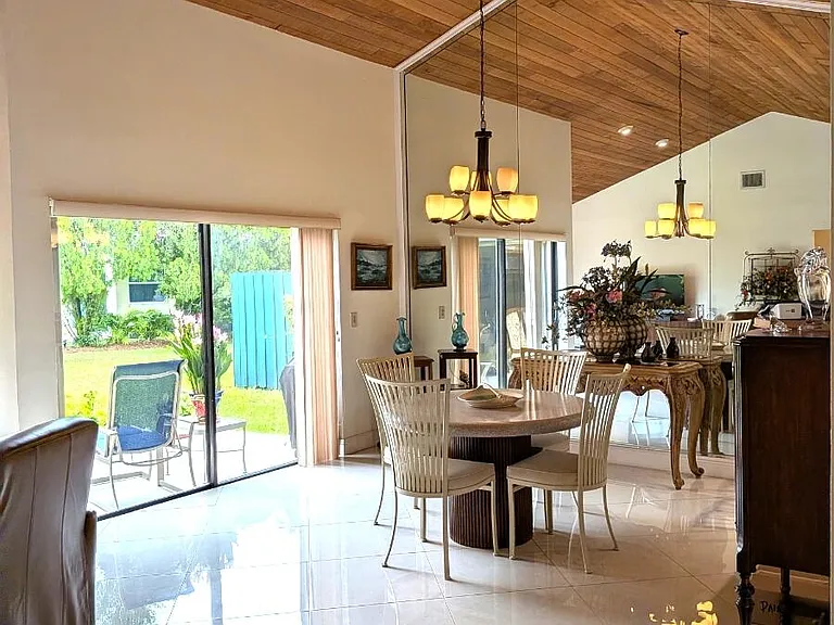 20852 Via Madeira Dr — Photo 11