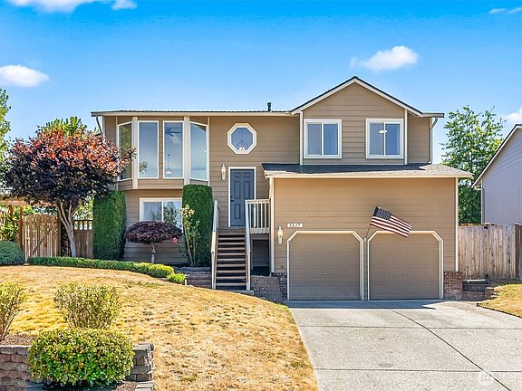 2nd image of 5617 78th Avenue NE