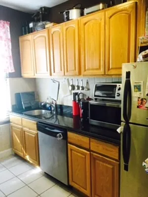 Sold by Halvatzis Realty | media 1