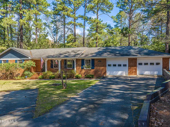 204 Haldane Drive, Southern Pines, NC 28387