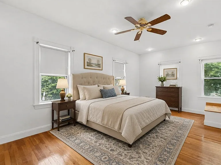 153 G St — Photo 7