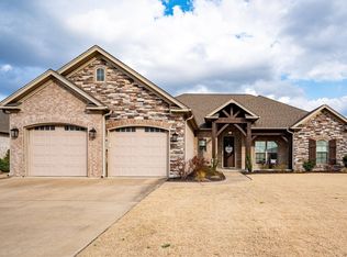1760 Pecan Creek Dr, Conway, AR 72034