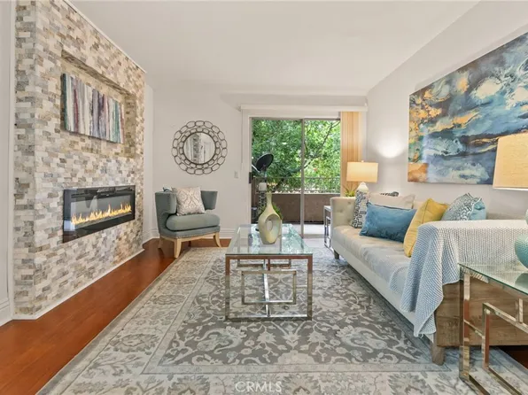 2550 San Gabriel Way Unit 202, Corona, CA 92882