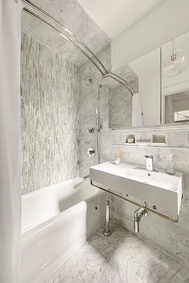 Sold by Compass | media 20