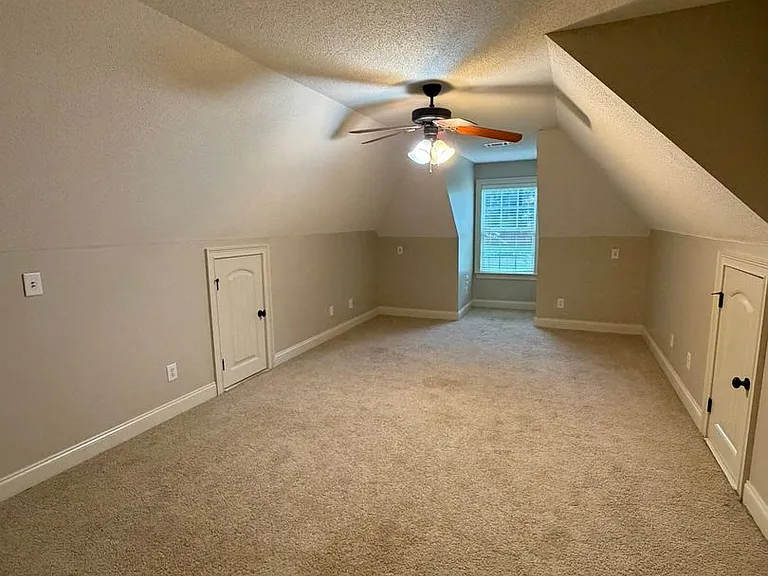 254 Southfield Ct — Photo 19