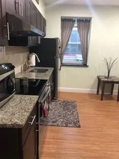 318 N 40th St #3F — Photo 2