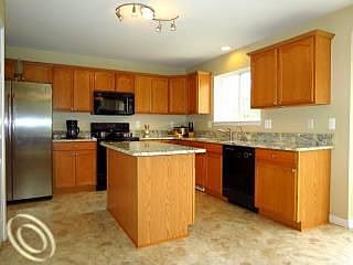 5th image of 12859 Woodgrove Dr