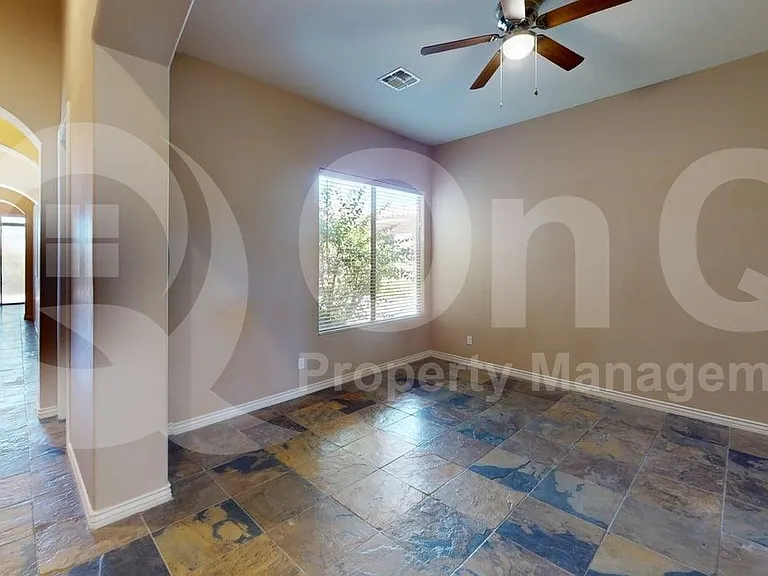 36435 N Porta Nuova Rd — Photo 13