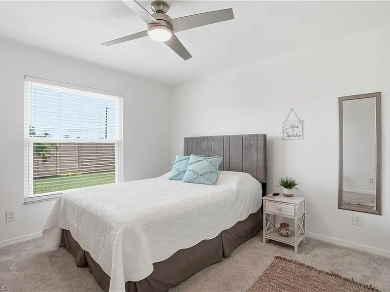132 Bordeaux Cir — Photo 26