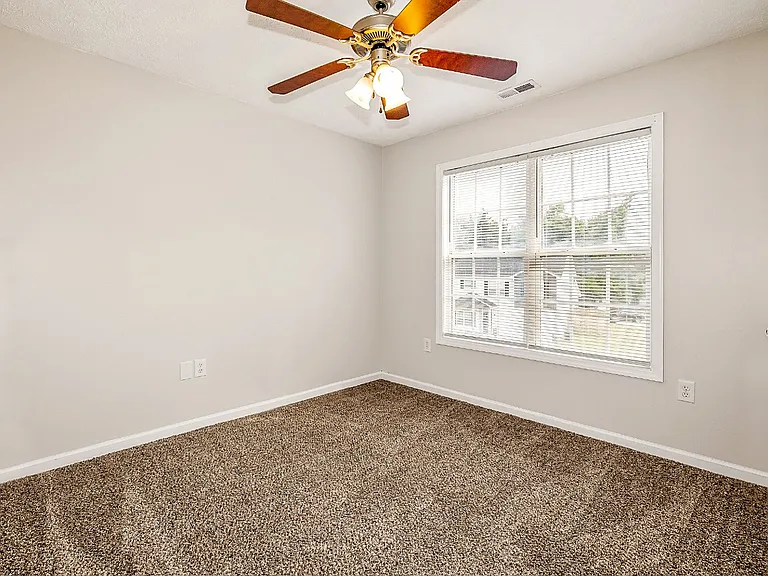 519 Abbottswood Dr — Photo 13