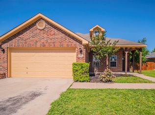 3001 Lake Ridge Dr, Sanger, TX 76266