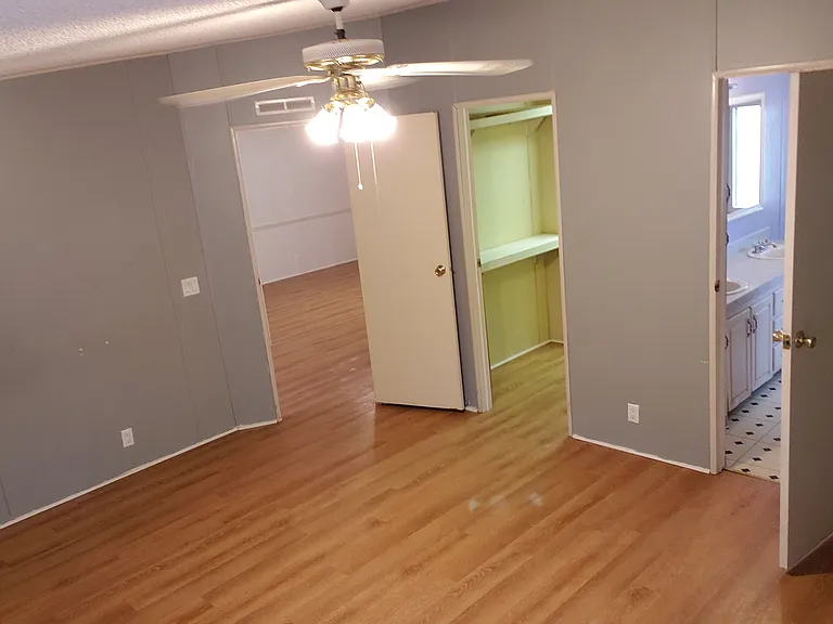 7104 Lady Hawk Ln — Photo 13