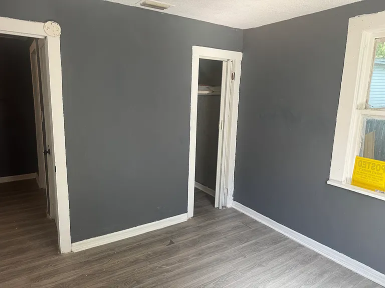 2712 Jupiter Ave — Photo 10
