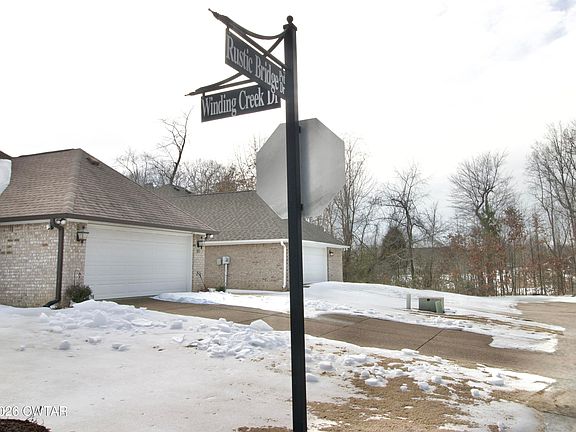 4th image of 56 Rustic Bridge Dr