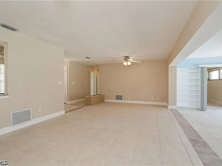 1453 Venetian Ct — Photo 31