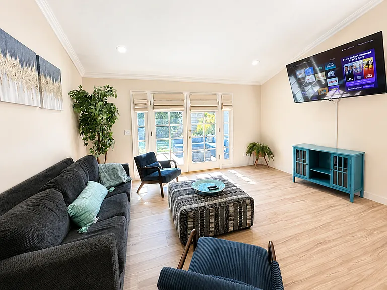 6318 Chimineas Ave — Photo 6